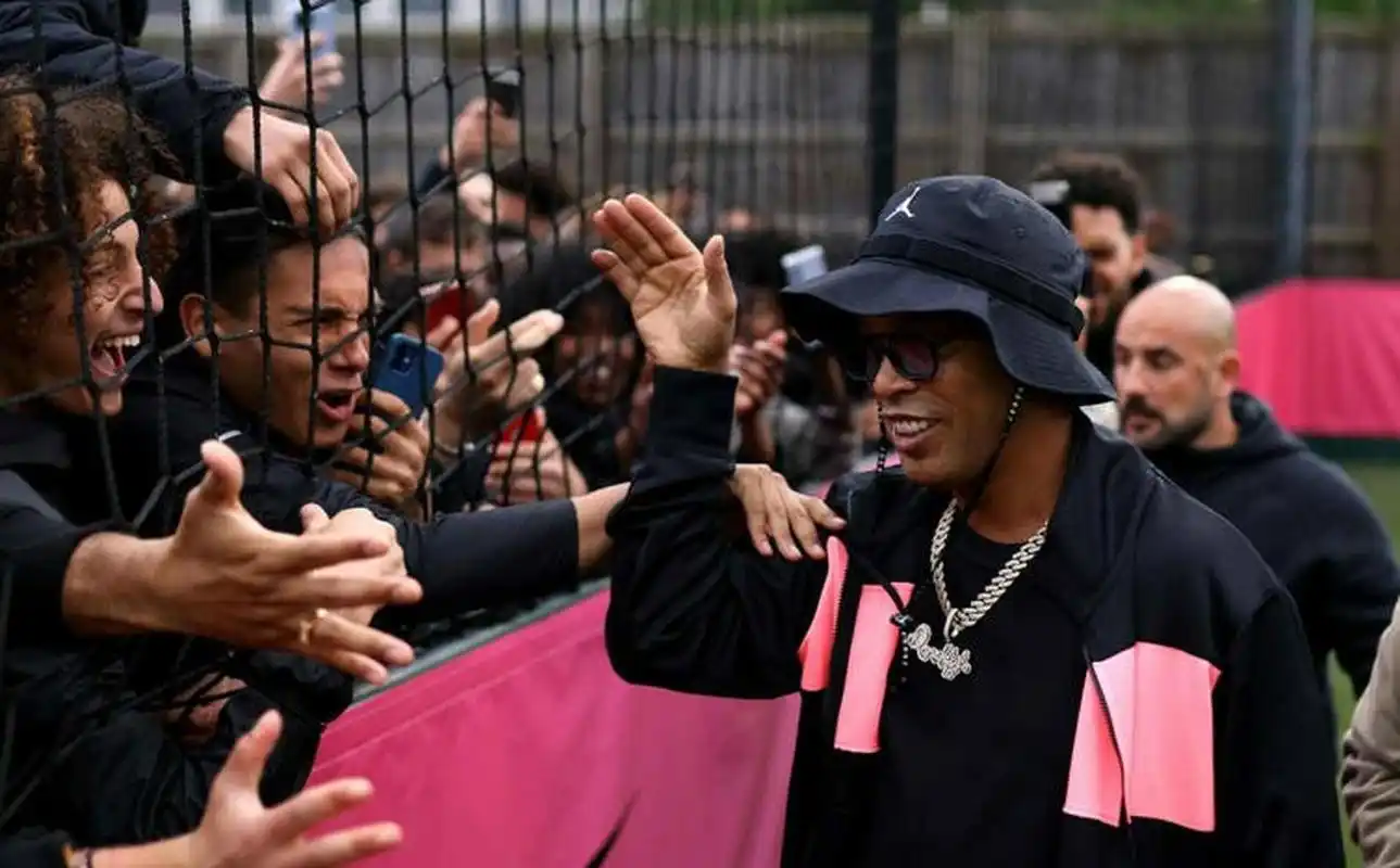 通过对库杜 通过对库杜