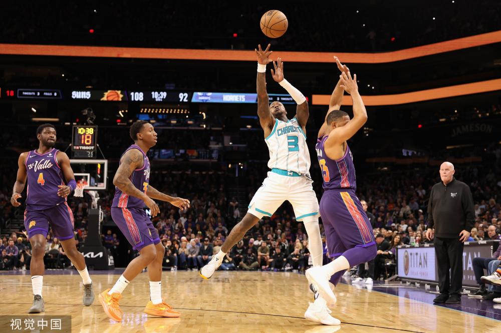 外人头攒动 外人头攒动